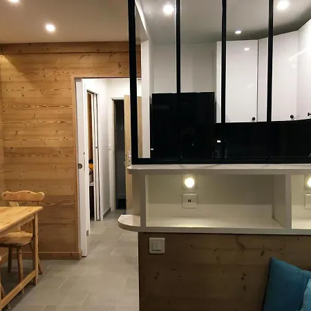 Cocoon Au Pied Parking 1 דירה טיגנס